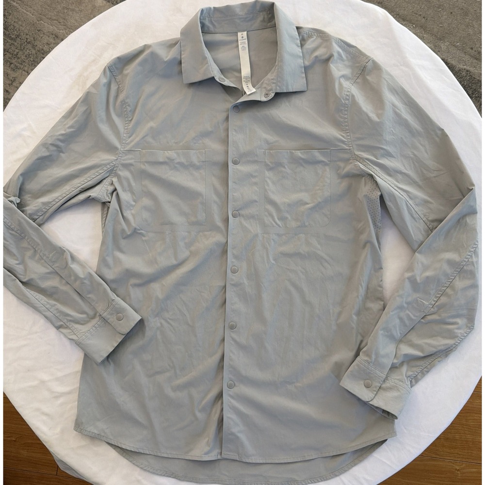 NWOT Men's Lululemon Snap Button Shirt Gray Long Sleeve M